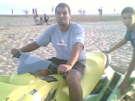 s moi sur le nouveau jet-sky de sable